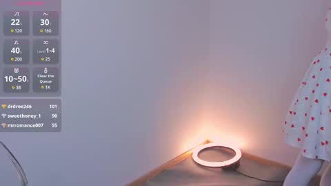 Sue online show from February 2025 09:51:01 PM