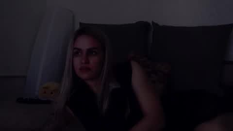 Snapshot of foxy_kimmi chatting on May 2026 05:58:02 AM Foxy Kimmi online show from May 2026 05:58:02 AM