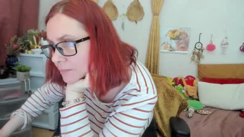 foxydesiree online show from December 2024 04:32:02 PM
