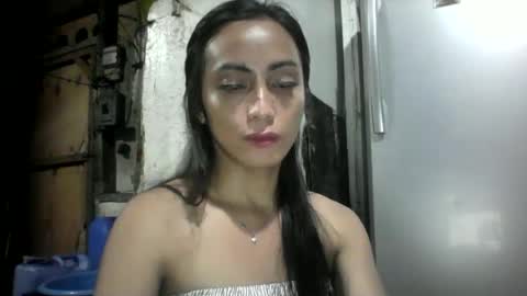 Snapshot of foxytheaxxx chatting on May 2026 02:24:02 PM Thea online show from May 2026 02:24:02 PM