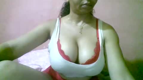 Snapshot of fracisca2204 chatting on March 2026 07:58:02 AM fracisca2204 online show from March 2026 07:58:02 AM