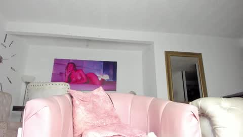 IM FRAIDER online show from February 2025 11:39:01 PM