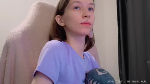 Snapshot of fran_bow chatting on December 2024 03:06:01 AM fran_bow online show from December 2024 03:06:01 AM