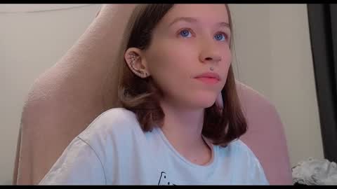 Snapshot of fran_bow chatting on January 2025 05:19:02 AM fran_bow online show from January 2025 05:19:02 AM