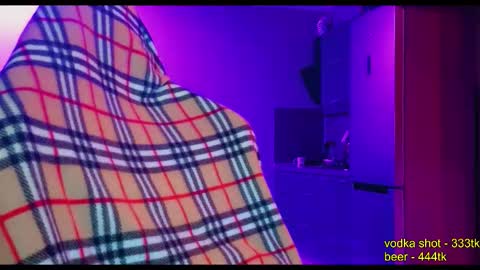 Snapshot of fran_bow chatting on October 2025 01:51:01 PM fran_bow online show from October 2025 01:51:01 PM