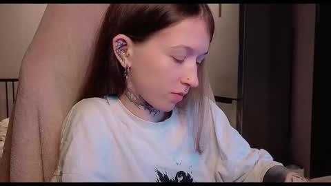 Snapshot of fran_bow chatting on November 2025 02:49:01 PM fran_bow online show from November 2025 02:49:01 PM