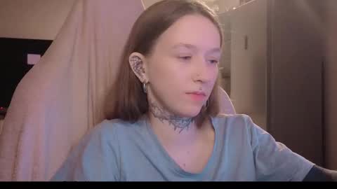 Snapshot of fran_bow chatting on February 2026 08:13:02 PM fran_bow online show from February 2026 08:13:02 PM