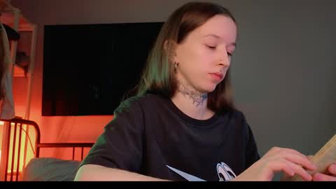 Snapshot of fran_bow chatting on March 2026 01:12:02 PM fran_bow online show from March 2026 01:12:02 PM