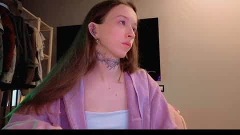 Snapshot of fran_bow chatting on April 2026 02:03:02 PM fran_bow online show from April 2026 02:03:02 PM