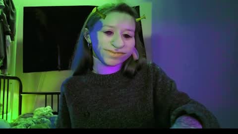 Snapshot of fran_bow chatting on April 2026 07:18:02 PM fran_bow online show from April 2026 07:18:02 PM