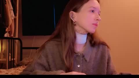 Snapshot of fran_bow chatting on April 2026 04:22:01 PM fran_bow online show from April 2026 04:22:01 PM