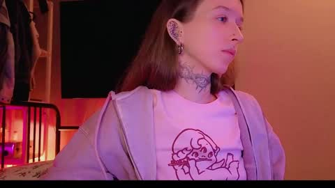 Snapshot of fran_bow chatting on April 2026 07:41:01 PM fran_bow online show from April 2026 07:41:01 PM