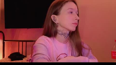 Snapshot of fran_bow chatting on April 2026 07:58:02 PM fran_bow online show from April 2026 07:58:02 PM