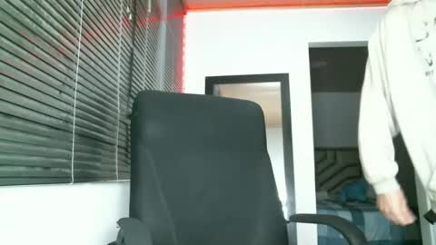 franccesco_699 online show from March 2025 12:18:01 AM
