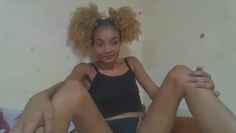 Francinoli online show from March 2026 01:53:02 AM