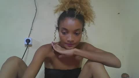 Francinoli online show from March 2026 08:30:01 PM