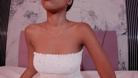 Laura online show from March 2026 08:10:01 PM