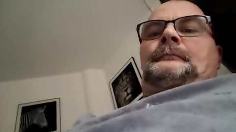 franciscomalin online show from November 2025 08:42:01 AM