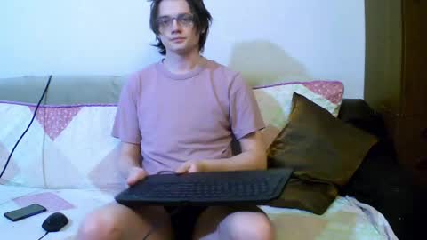 Snapshot of francisgray chatting on April 2026 04:46:02 PM Frank online show from April 2026 04:46:02 PM