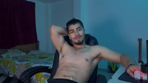 Snapshot of francobanderas1 chatting on March 2026 02:50:02 AM FRANCO online show from March 2026 02:50:02 AM