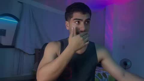 Snapshot of francobanderas1 chatting on March 2026 09:43:01 PM FRANCO online show from March 2026 09:43:01 PM
