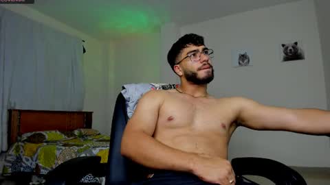 Snapshot of francobanderas1 chatting on June 2026 01:47:02 AM FRANCO online show from June 2026 01:47:02 AM