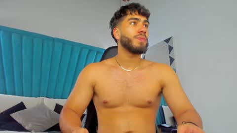 Snapshot of francobanderas1 chatting on July 2026 06:05:01 AM FRANCO online show from July 2026 06:05:01 AM