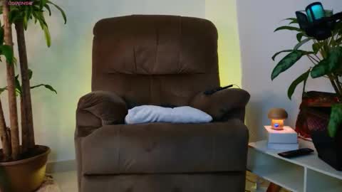 Snapshot of francodelacruz chatting on October 2025 05:34:01 PM Francum online show from October 2025 05:34:01 PM