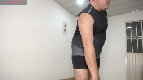Snapshot of francoisroy chatting on May 2026 03:46:02 AM Juan online show from May 2026 03:46:02 AM