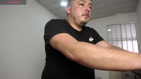 Snapshot of francoisroy chatting on May 2026 05:07:02 PM Juan online show from May 2026 05:07:02 PM