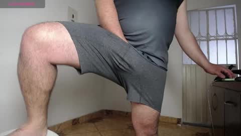 Snapshot of francoisroy chatting on May 2026 02:03:01 PM Juan online show from May 2026 02:03:01 PM