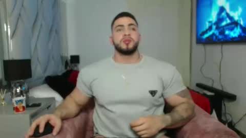 frank_foxx1 online show from October 2025 04:09:01 AM