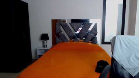 Frank online show from February 2025 03:42:01 PM