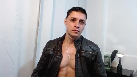 Snapshot of frank_millers chatting on April 2026 12:00:02 PM Frank online show from April 2026 12:00:02 PM