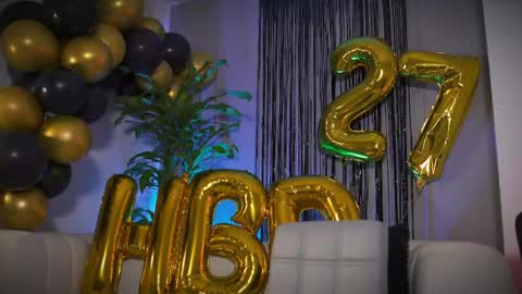 Frank Farrell. Hey remember to give me a thumbs up Ty online show from April 2026 11:20:02 PM