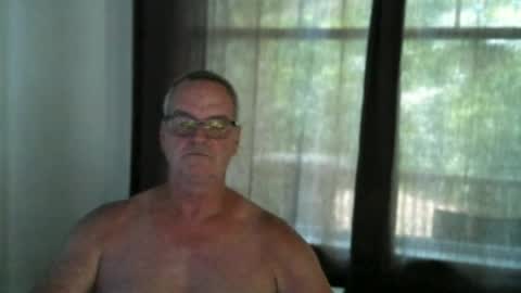 Snapshot of frankfruter10 chatting on July 2026 03:27:02 PM hung4fun online show from July 2026 03:27:02 PM