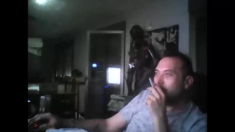 Snapshot of frankonde chatting on May 2026 06:43:01 AM Frankonde online show from May 2026 06:43:01 AM