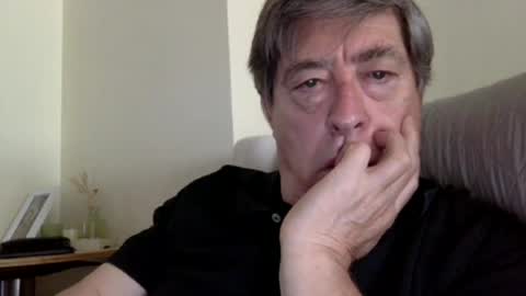 Snapshot of franlopes chatting on June 2026 11:20:01 AM franlopes online show from June 2026 11:20:01 AM