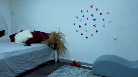 Fransheska online show from July 2026 11:25:01 AM
