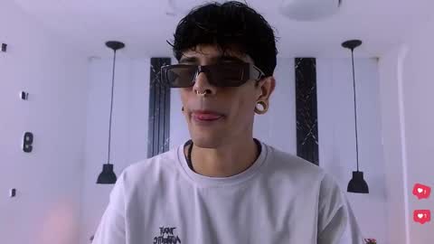 Snapshot of franvill_trato chatting on January 2026 07:28:01 PM Franvill trato online show from January 2026 07:28:01 PM