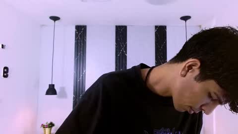 Snapshot of franvill_trato chatting on January 2026 07:48:02 PM Franvill trato online show from January 2026 07:48:02 PM