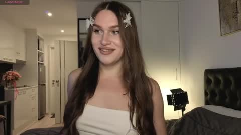 I am franzeva  online show from June 2026 11:31:01 AM