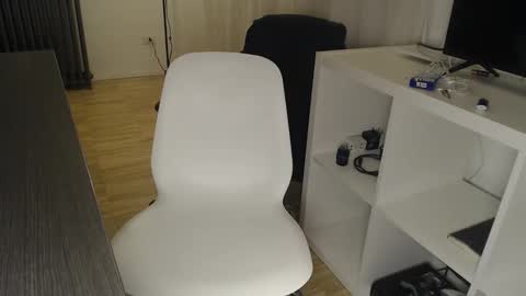 Snapshot of frasalv chatting on November 2025 08:23:02 PM francescosal online show from November 2025 08:23:02 PM