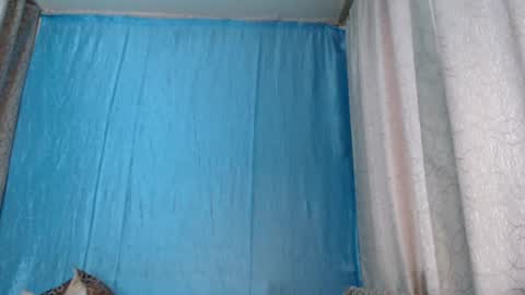 frau_becky online show from December 2024 10:25:01 AM