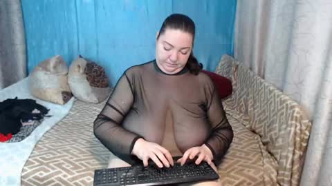frau_becky online show from January 2025 07:30:01 AM