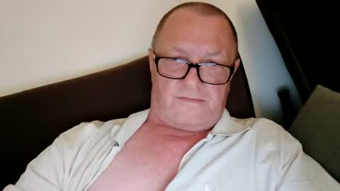Wolfi online show from July 2026 06:39:02 AM