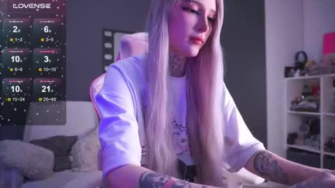 Asya UwU   online show from January 2026 06:24:02 PM