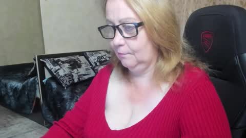 Snapshot of fraumartha chatting on October 2025 12:23:01 PM FrauMartha online show from October 2025 12:23:01 PM