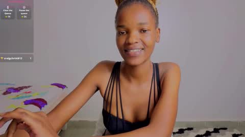 Nessa-Independent model online show from December 2025 12:21:02 PM