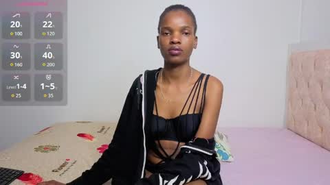 Snapshot of freakky_nessa chatting on April 2026 02:56:01 AM Nessa-Independent model online show from April 2026 02:56:01 AM